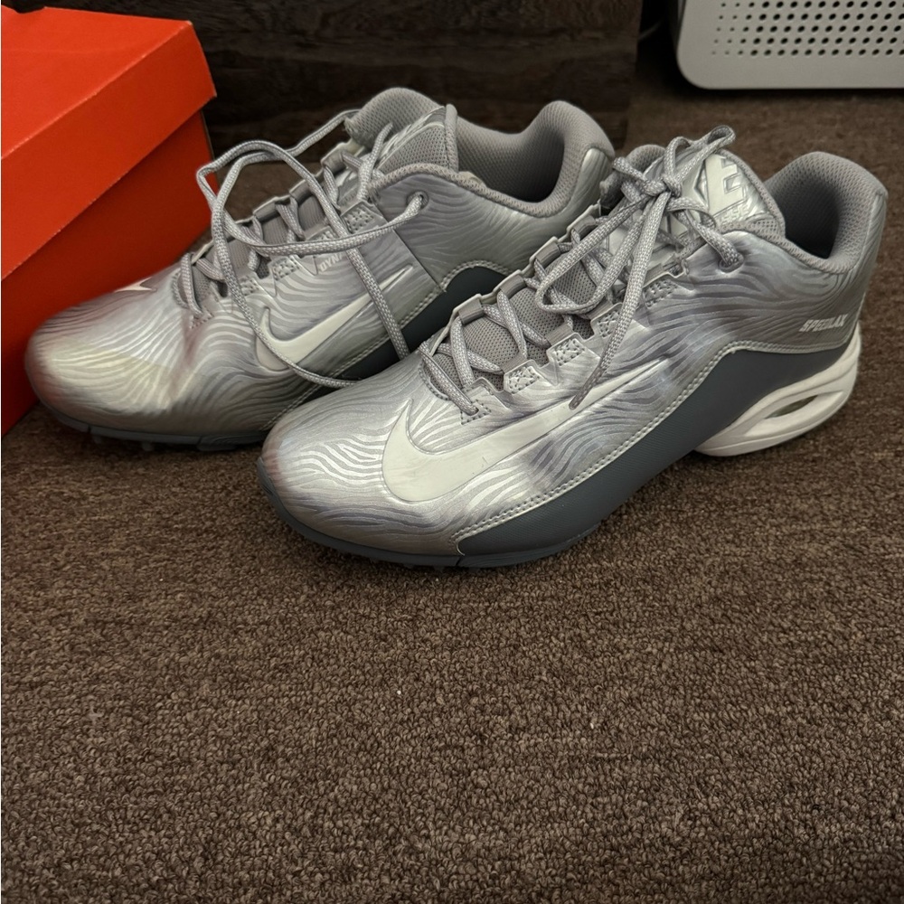 turf cleats